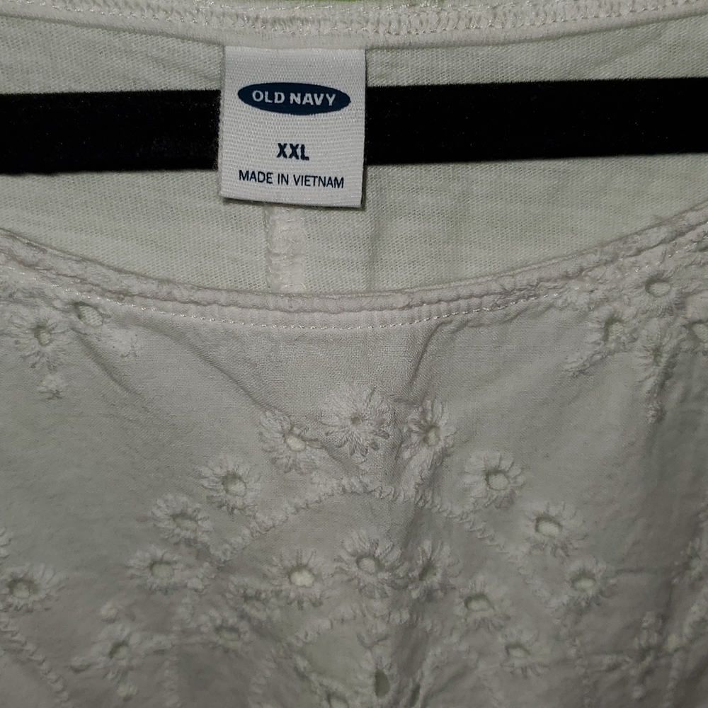 Eyelet Top - Picture 5 of 5